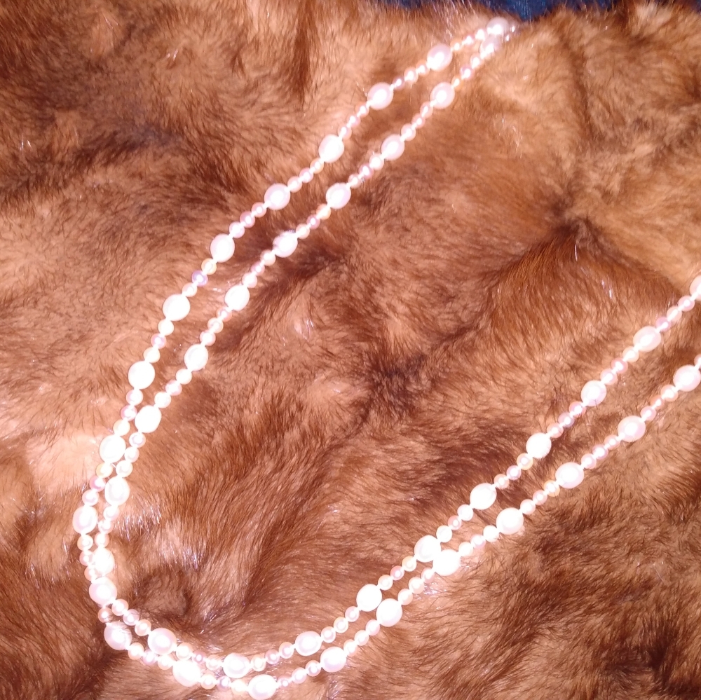 Beautiful Pink And White 46" Freshwater Pearl Necklace, Individually Knotted Pea